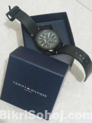 Tommy Hilfiger ব্র‍্যান্ডের হাতঘড়ি